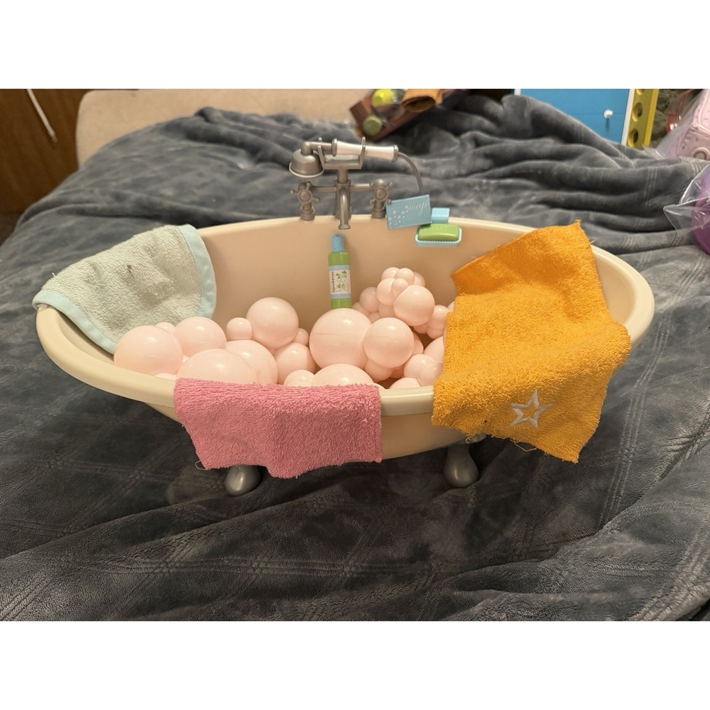 Retired American Girl Doll Bubble Spa Tub Bathtub Claw Foot Tub Bubbles